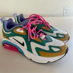 Nike Air Max 200- size 8